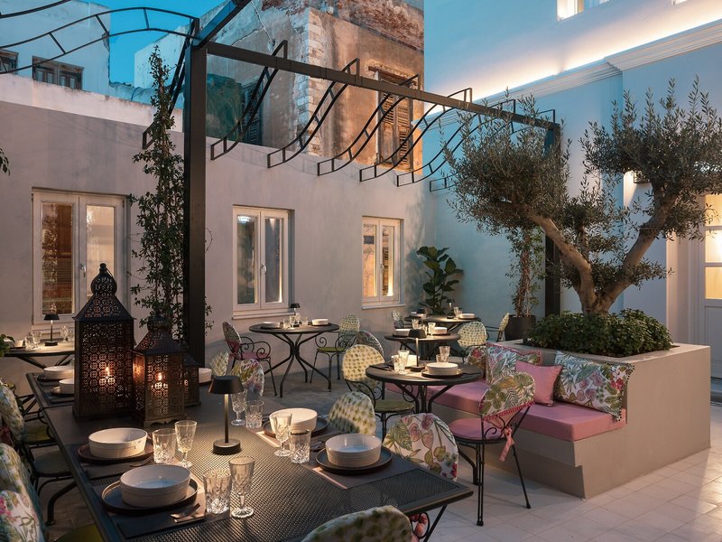 Castro Hotel Syros 6