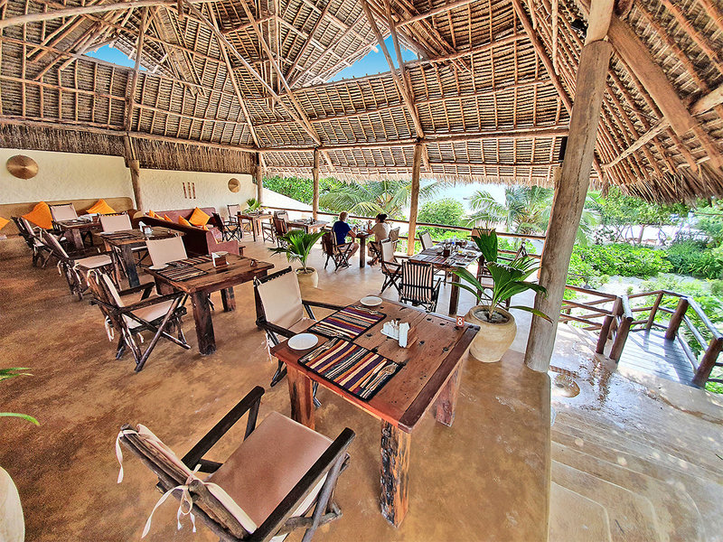 Sunshine Bay Hotel 4