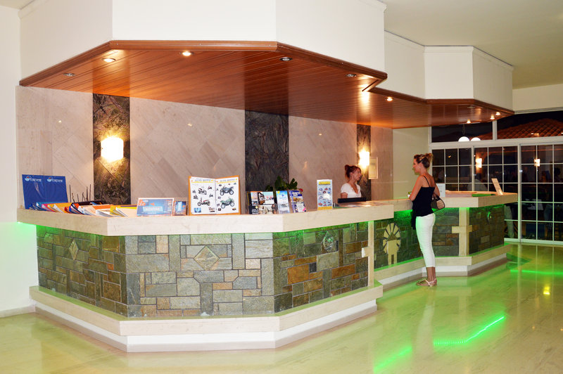 Marathon Hotel 5