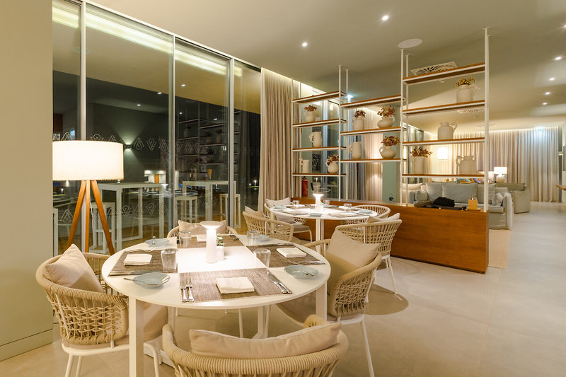 White Shell Beach Villas 9