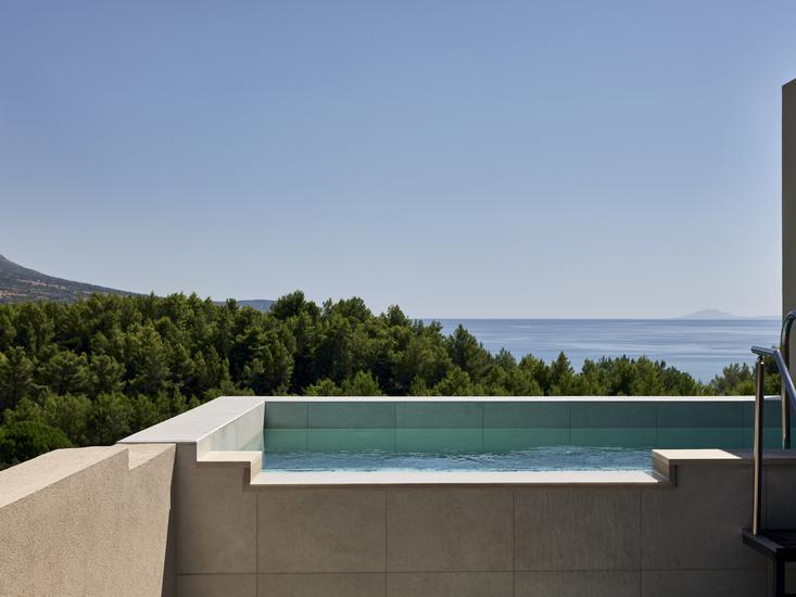 Celestial Hotel Luxury Suites & Spa 18