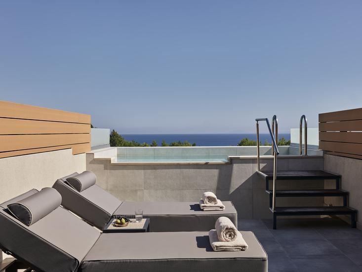 Celestial Hotel Luxury Suites & Spa 23