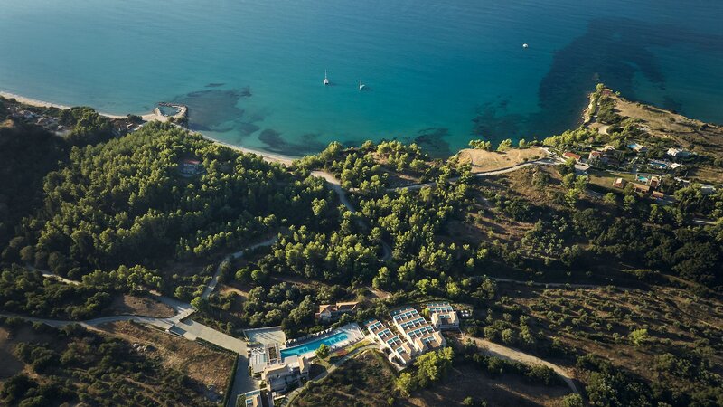 Celestial Hotel Luxury Suites & Spa 6