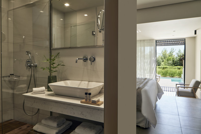 Celestial Hotel Luxury Suites & Spa 24