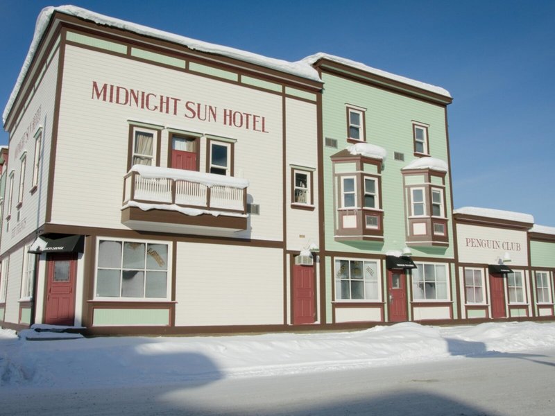 Midnight Sun Hotel 1
