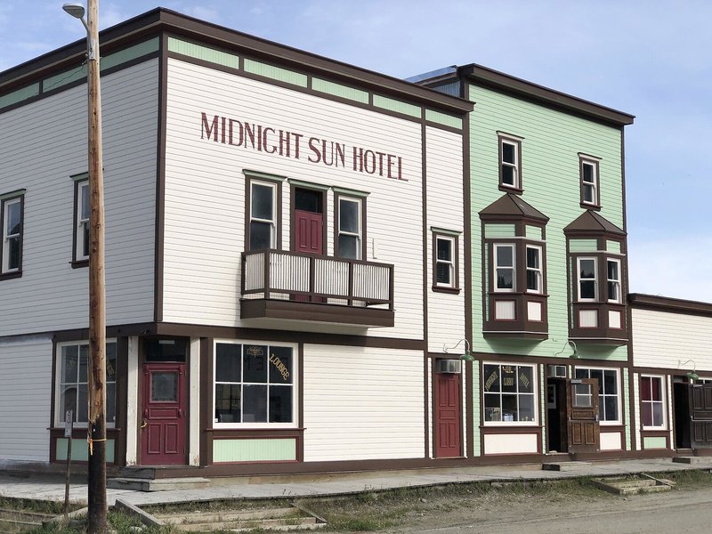 Midnight Sun Hotel 2