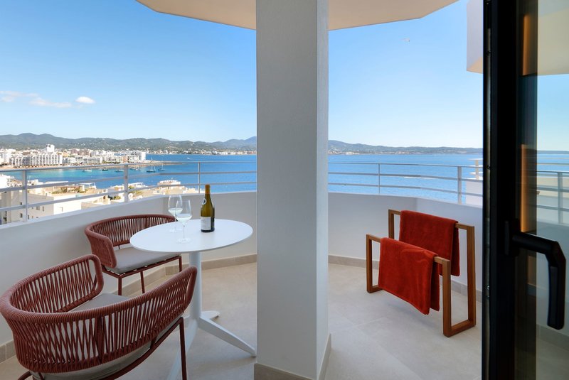 TRS Ibiza Hotel 11