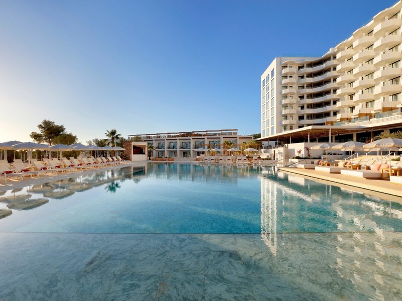 TRS Ibiza Hotel 1