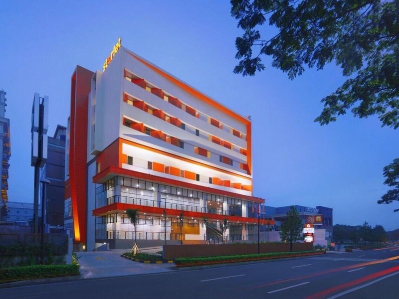 Starlet Hotel Bsd City 2