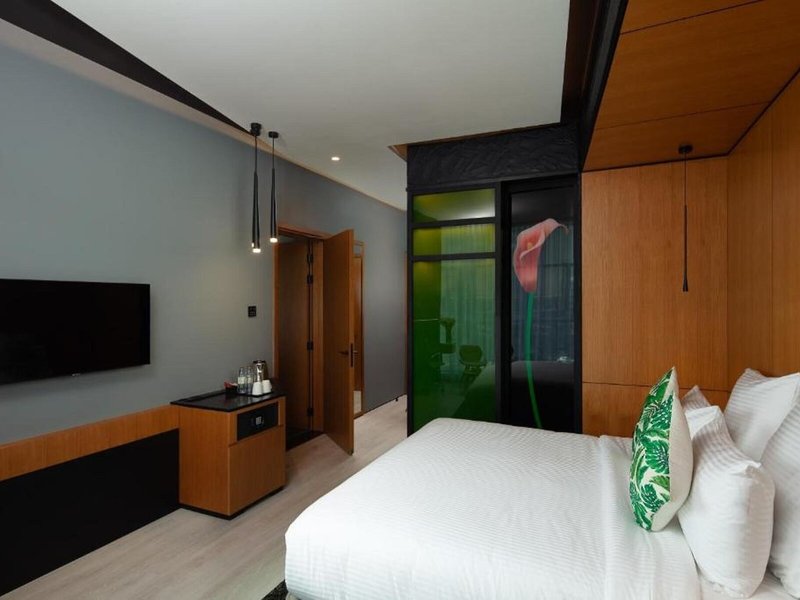 Al Khoory Sky Garden Hotel 12