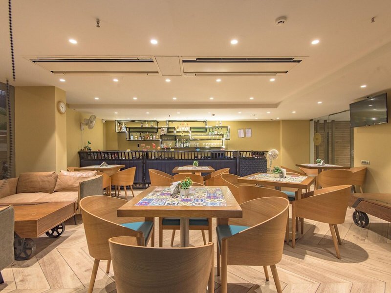 The Fern Residency Calangute 18