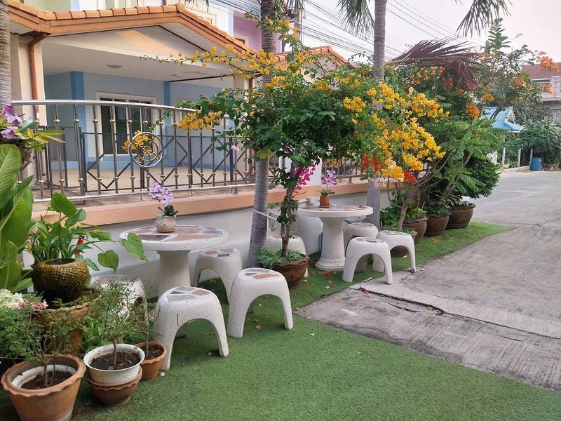OYO 436 PF Resort 7