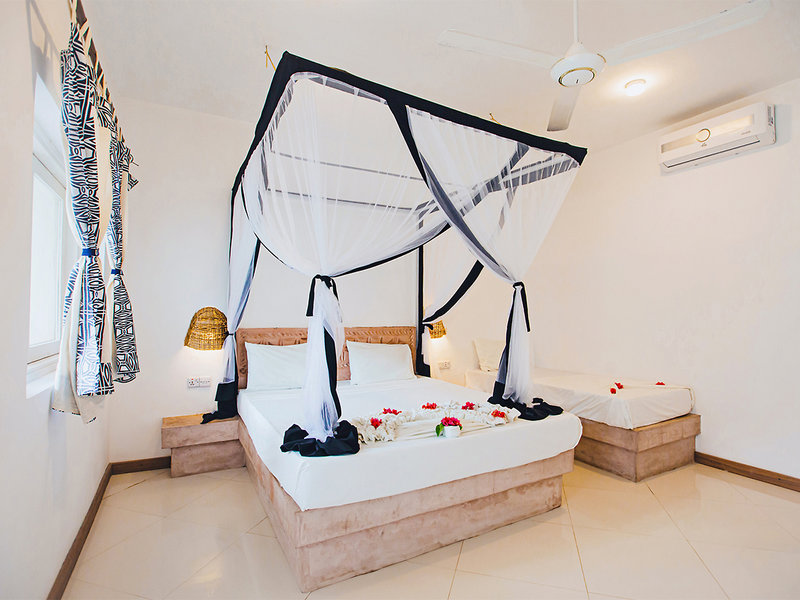 AHG Sun Bay Mlilile Beach Hotel 5