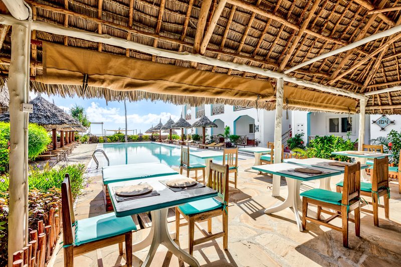 AHG Sun Bay Mlilile Beach Hotel 3