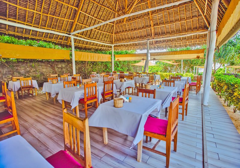 AHG Sun Bay Mlilile Beach Hotel 10