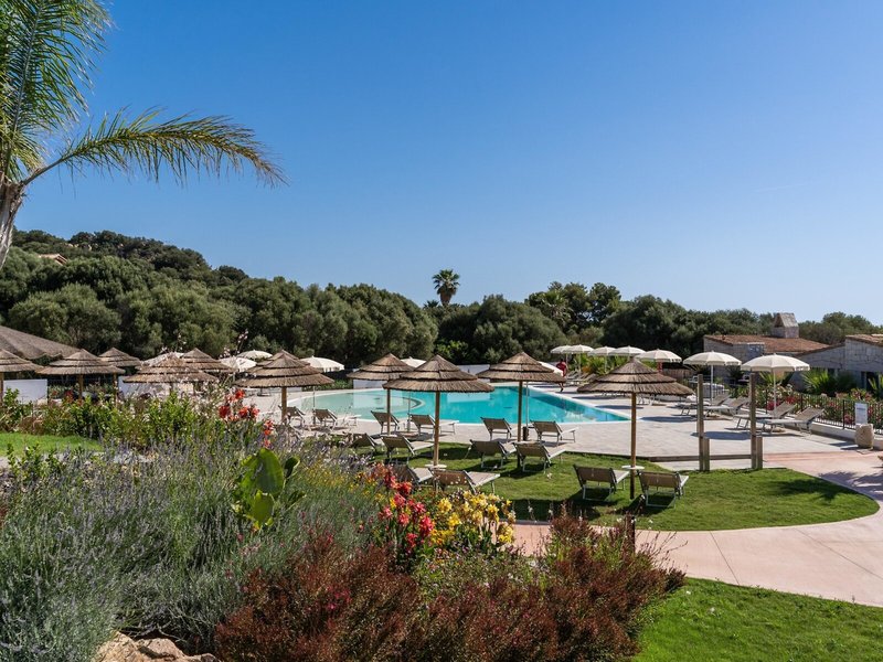 Cala Sinzias Resort 12