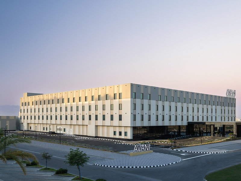 Maani Muscat Hotel & Suites 1