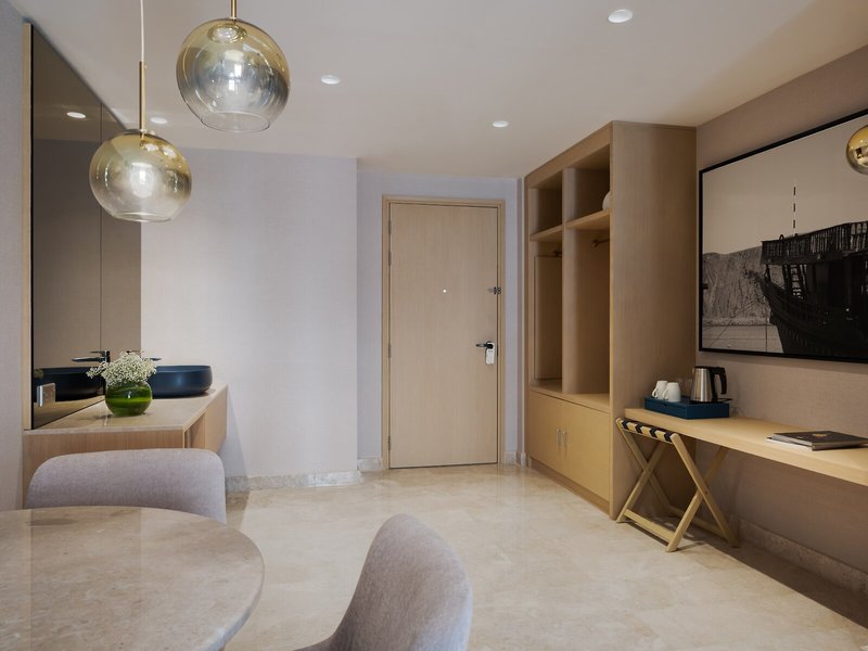 Maani Muscat Hotel & Suites 12