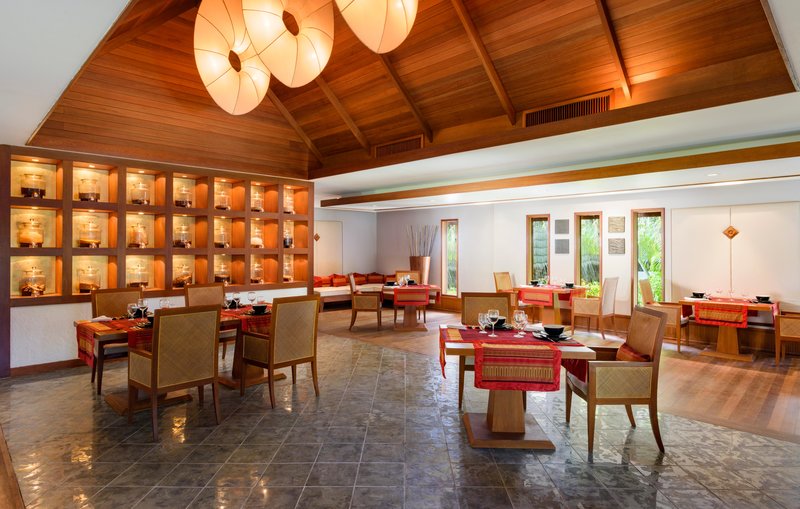 Sheraton Maldives Full Moon Resort & Spa 6