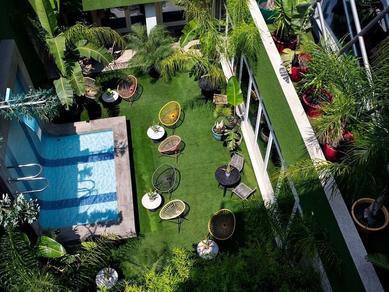 chic&basic Gravity 5 - Outdoor Pool