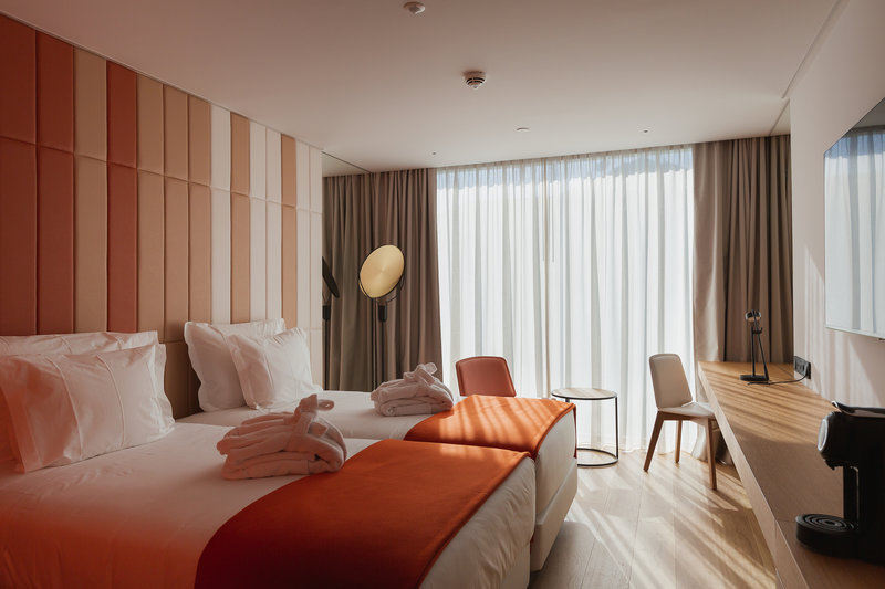 Lumen Hotel & The Lisbon Light Show 10