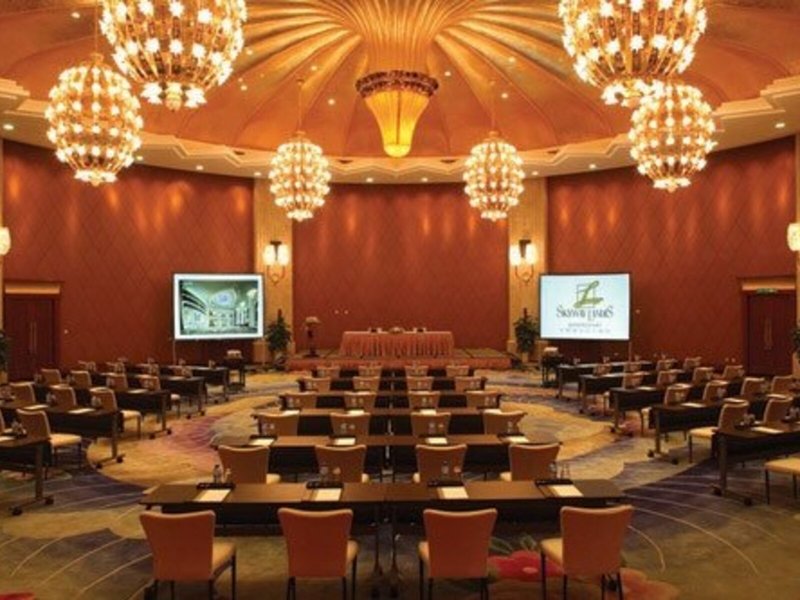 Hotel Pullman Shanghai Skyway 15