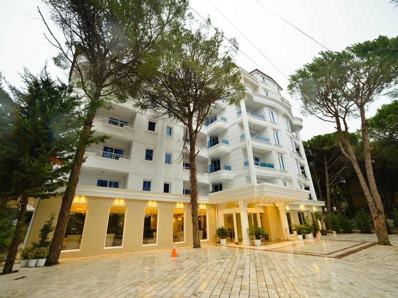 Fafa Beach Hotel 1
