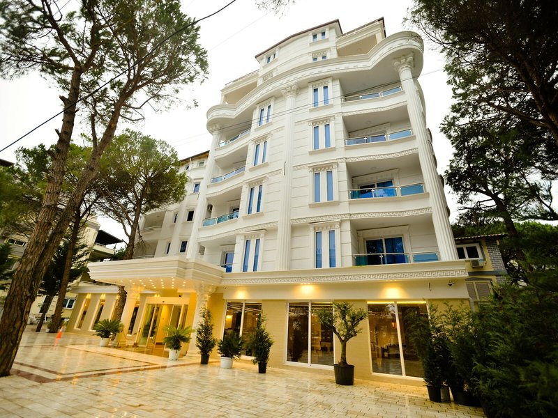 Fafa Beach Hotel 2