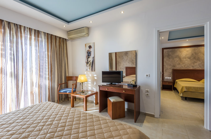 Gaia Royal Hotel 20