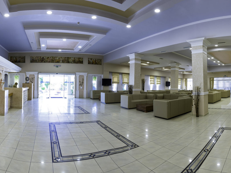 Gaia Royal Hotel 13