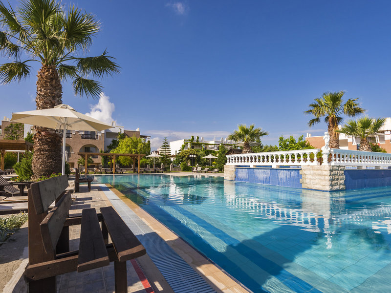Gaia Royal Hotel 20