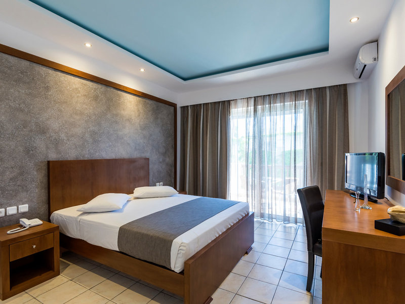 Gaia Royal Hotel 29