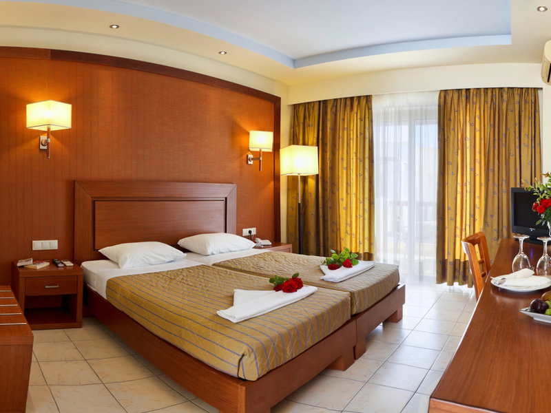 Gaia Royal Hotel 34