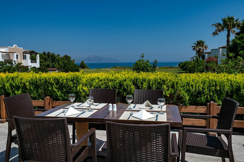 Gaia Royal Hotel 13