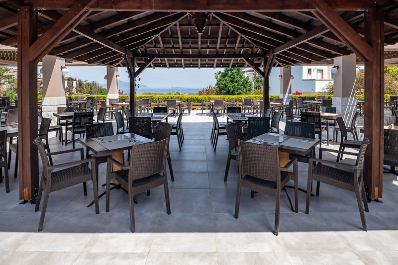 Gaia Royal Hotel 14