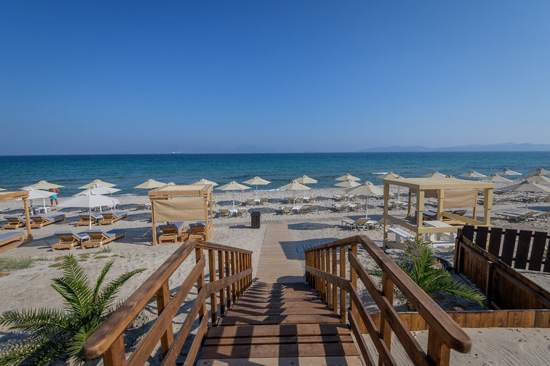 Gaia Royal Hotel 16