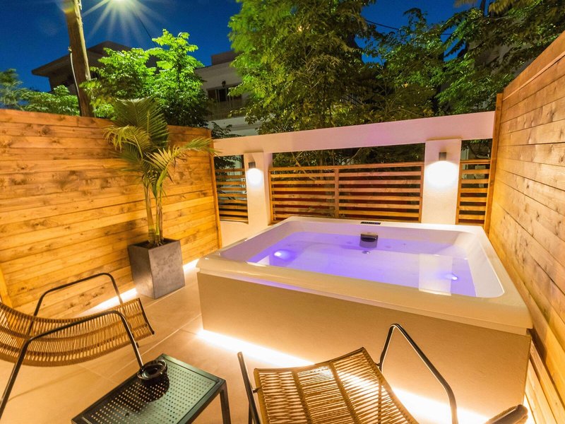 Cabana Blu Hotel & Suites 18