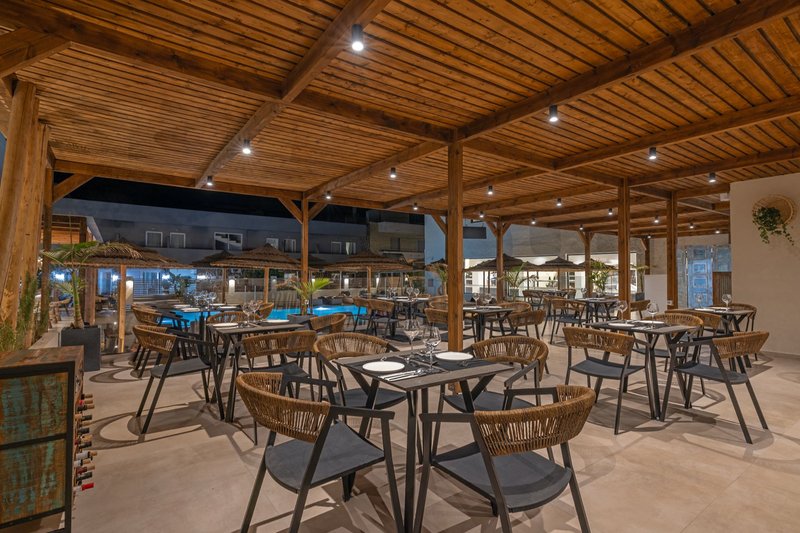 Cabana Blu Hotel & Suites 8