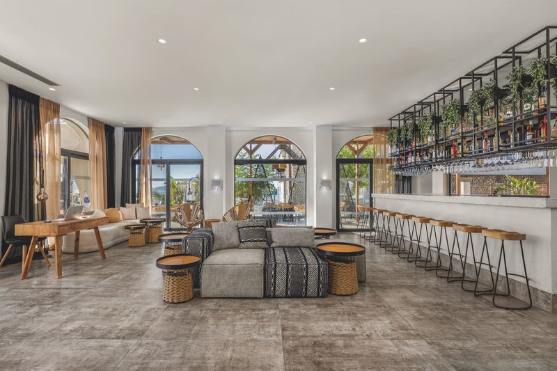 Cabana Blu Hotel & Suites 11