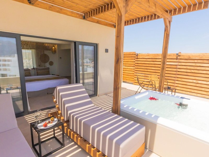 Cabana Blu Hotel & Suites 23