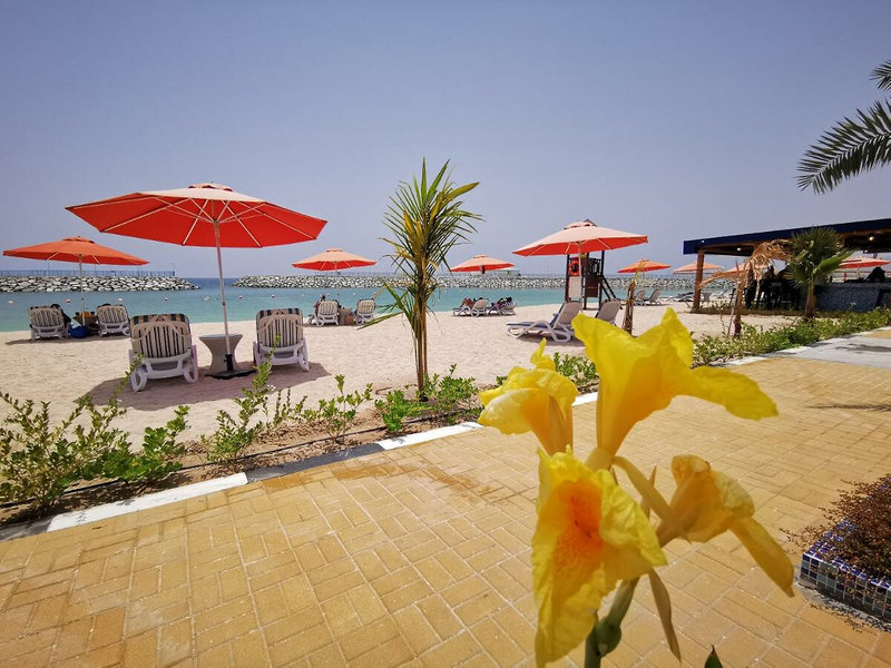 Mirage Bab Al Bahr Beach Hotel 4