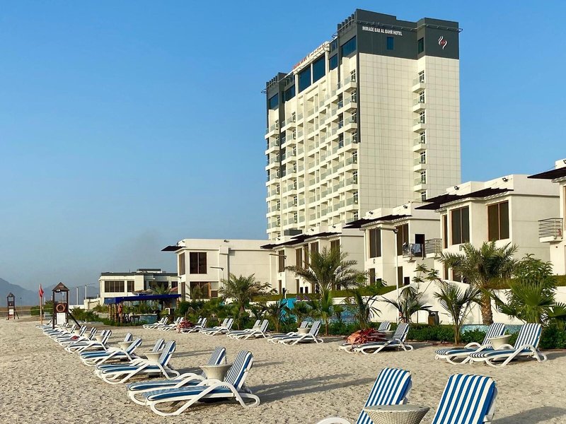 Mirage Bab Al Bahr Beach Hotel 1