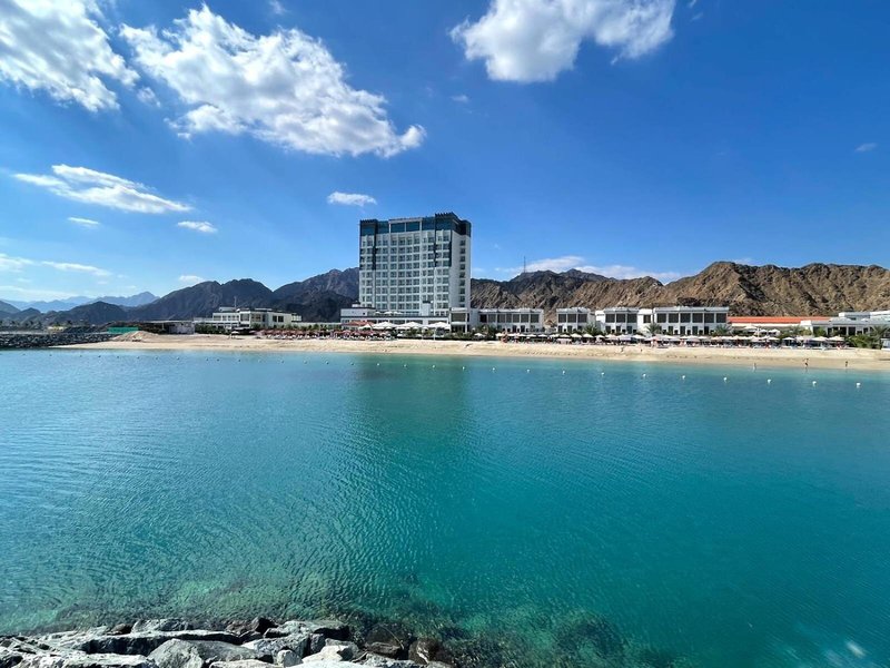 Mirage Bab Al Bahr Beach Hotel 2