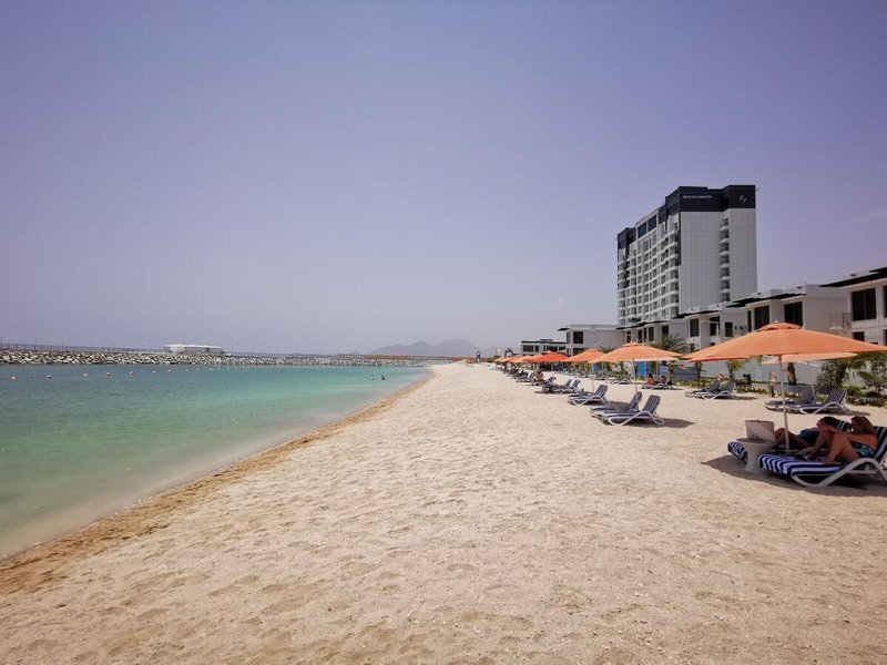 Mirage Bab Al Bahr Beach Hotel 11