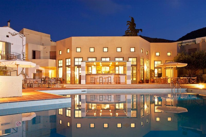 Galaxy Suites Boutique Resort 40