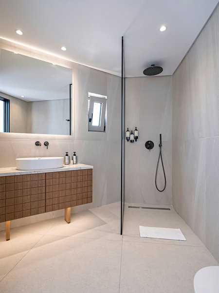 Galaxy Villas 15 - Bathroom Example