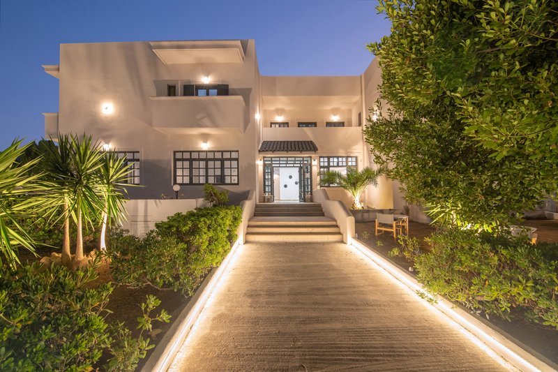 Anemos Inn by Estia 1