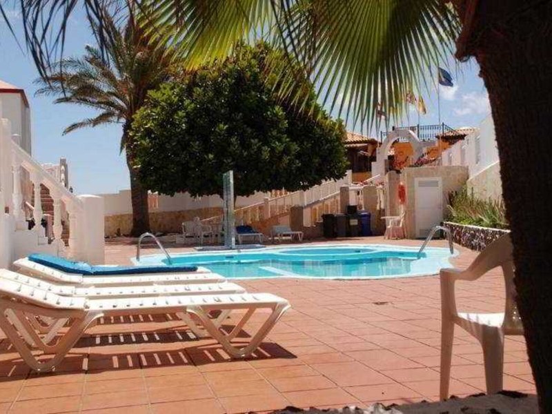 Galera Beach Apartments & Villas 10