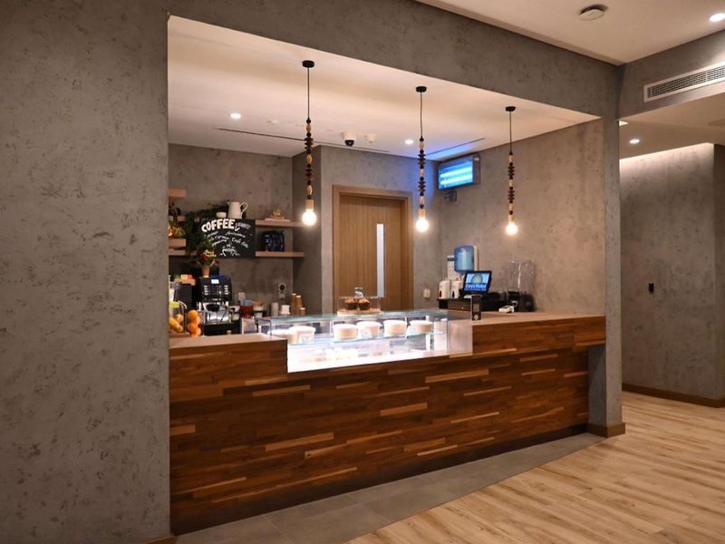 Mercure Dubai Gold District 2