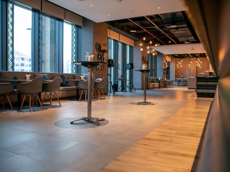 Mercure Dubai Gold District 8